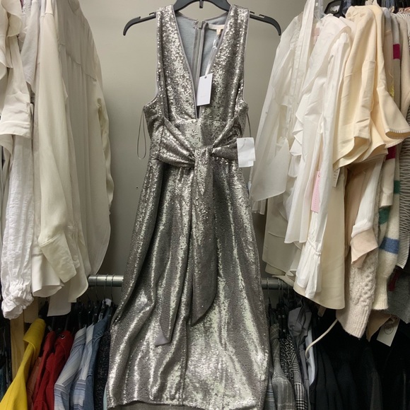 Harlyn Plunge Neck Silver Sequin Dress - Picture 3 of 4